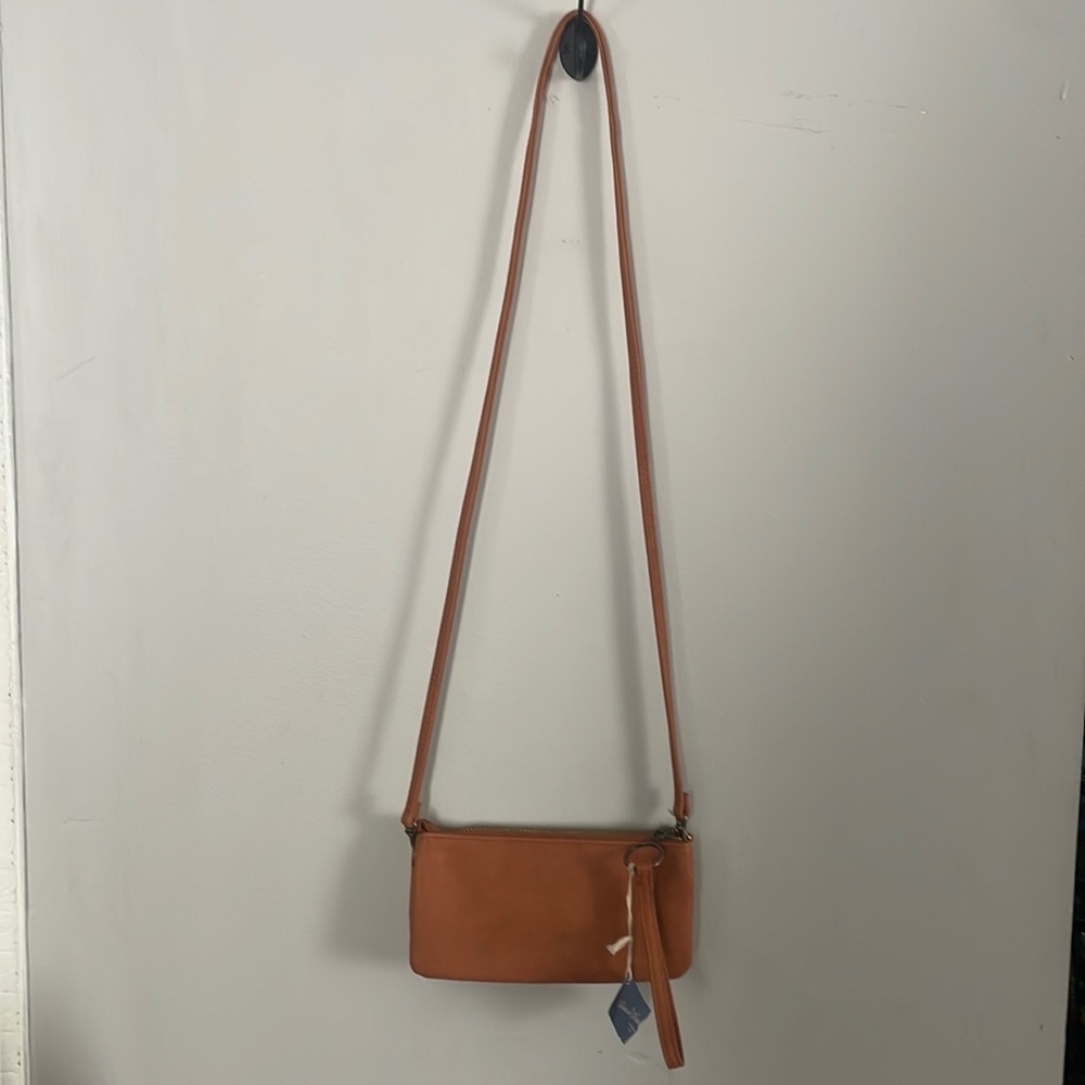 NWT Universal Thread Camel CrossBody bag